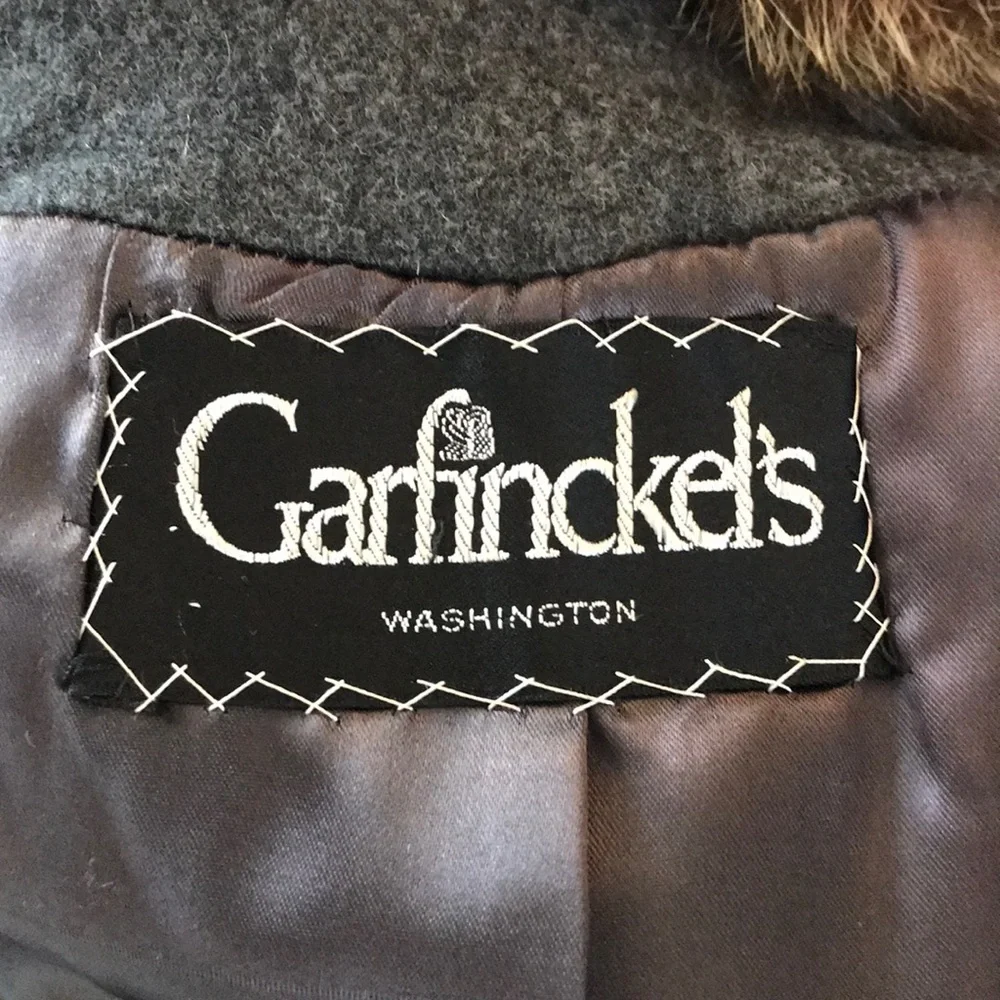 Fabulous Vintage 1960s Wool and Fur coat - Picture 9 of 10